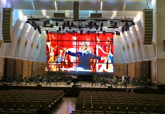 Оркестр под управлением Владимира Спивакова выступит в Новосибирске