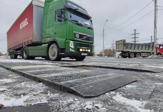 «Убивающие» дороги грузовики взяли под жёсткий контроль в Новосибирске