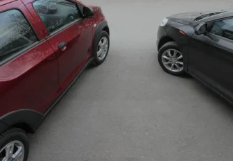 «Парковку» из разбитых в ДТП авто соорудят на Красном проспекте