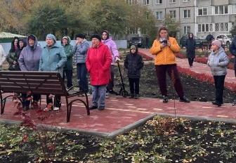 Синичкин сквер с коворкинг-зоной открыли на Бориса Богаткова