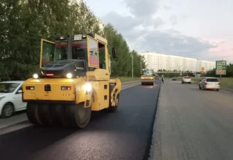 Волочаевская стала ровнее за ночь: в новый асфальт закатали 4000 квадратов
