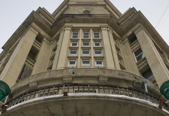 100-квартирный дом на Красном проспекте начнут ремонтировать в 2025 году