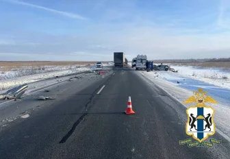 Под Новосибирском произошло смертельное ДТП с участием трёх автомобилей