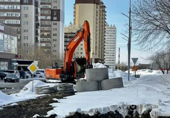 Ливневую канализацию строят на улице Петухова в Новосибирске