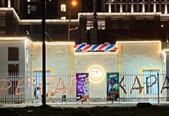 Кафе на месте туалета-долгостроя открывают на Михайловской набережной