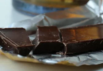 История новосибирской «шоколадки»: какао вместо пушек и спасение Покрышкина