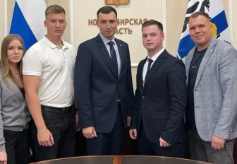 Участники программы «Герои НовоСибири» встретились с молодёжью