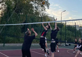 Турнир по дворовому волейболу объединил жителей Западного жилмассива