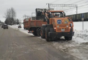 Борьба со снегом: какие улицы Новосибирска убирают 26 ноября