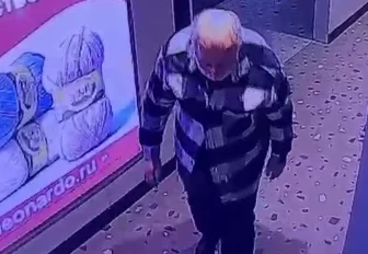 Неизвестный украл куртку с деньгами из ТРЦ «Галерея Новосибирск»