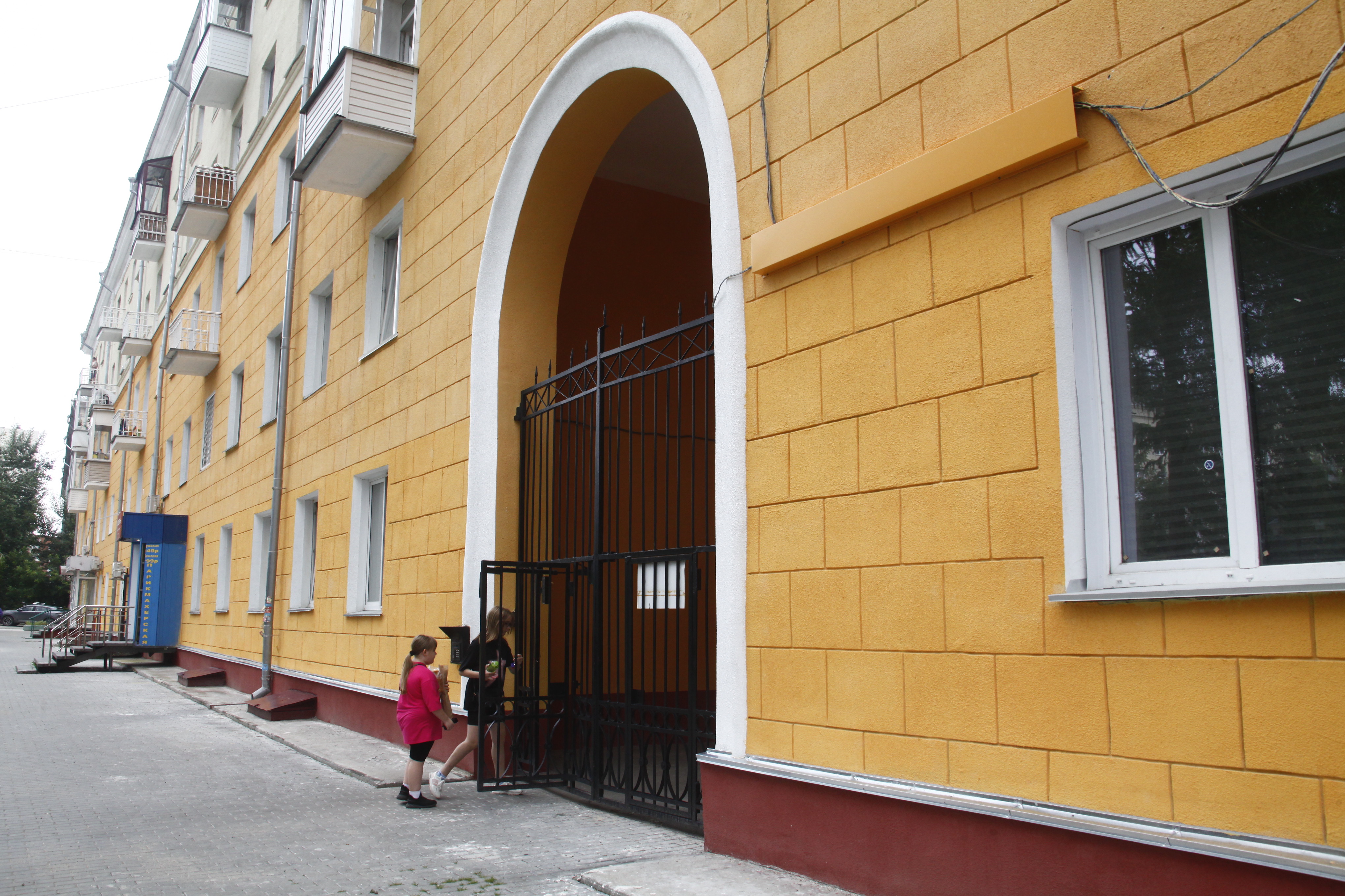 Дом на проспекте Дзержинского, 6