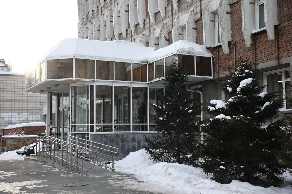 Поликлиника на ул. Нарымской, 5