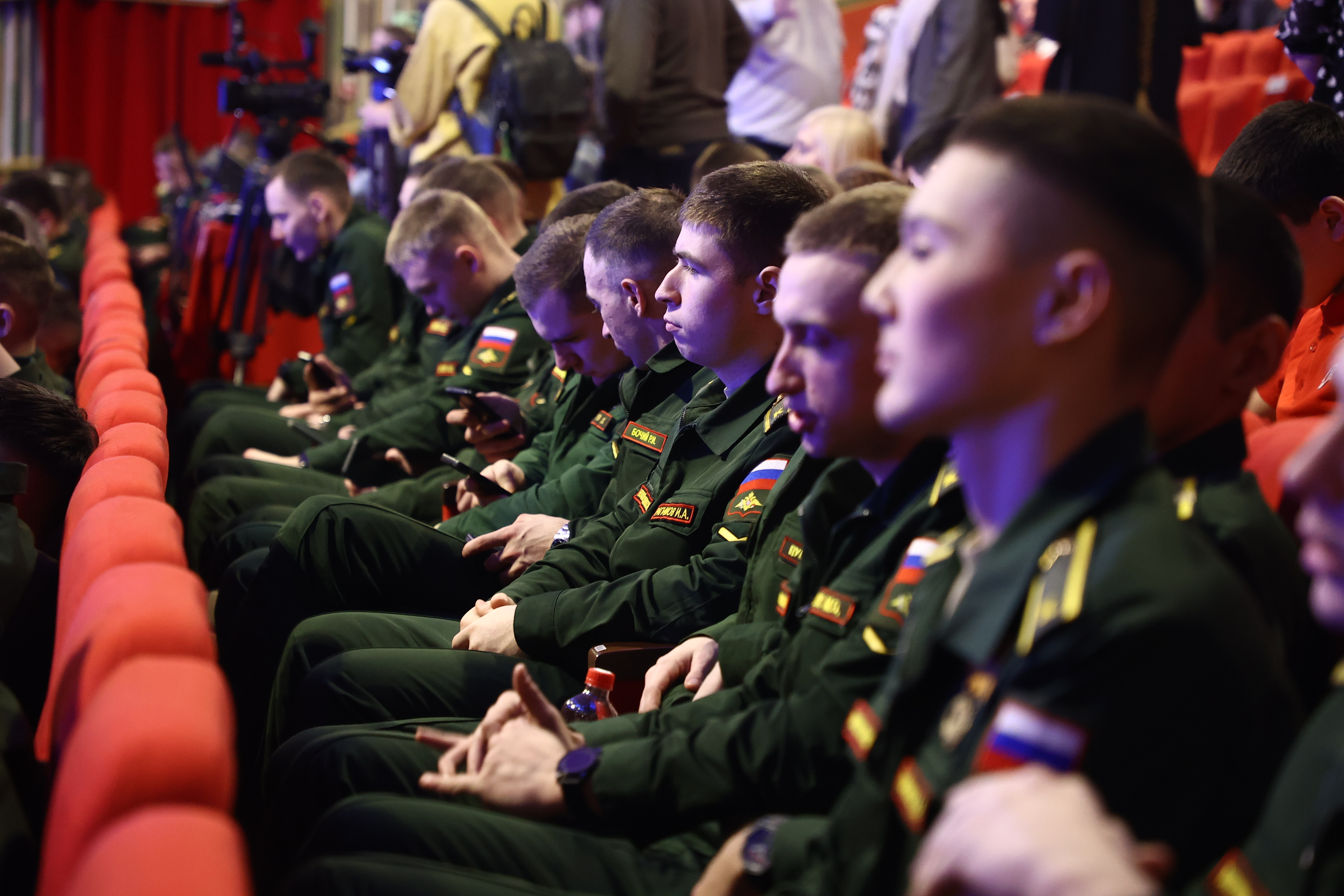 На торжественном собрании в честь Дня защитника Отечества