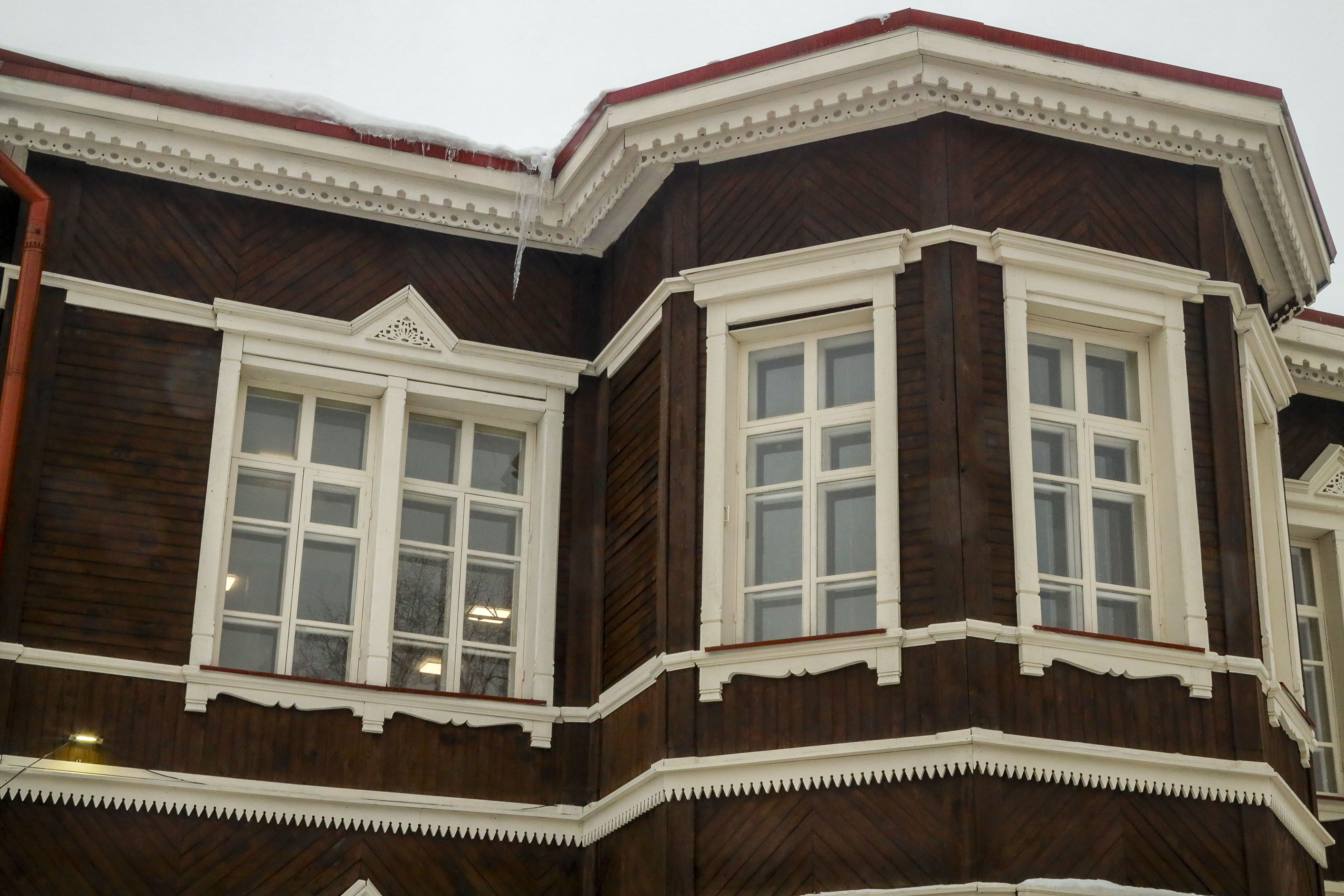 Здание на ул. Владимировской, 10