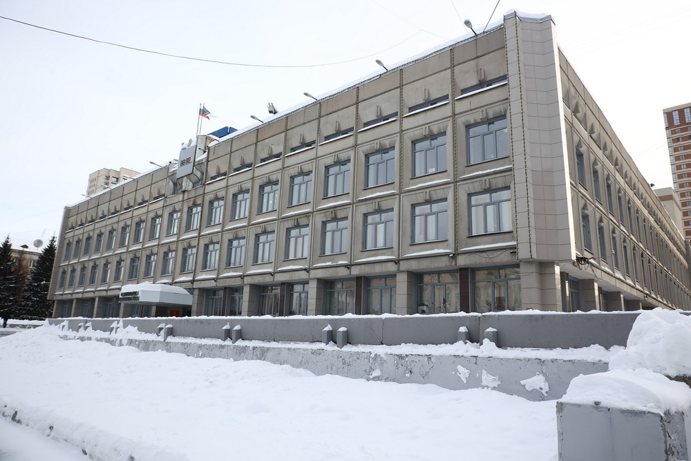 Здание администрации Дзержинского района