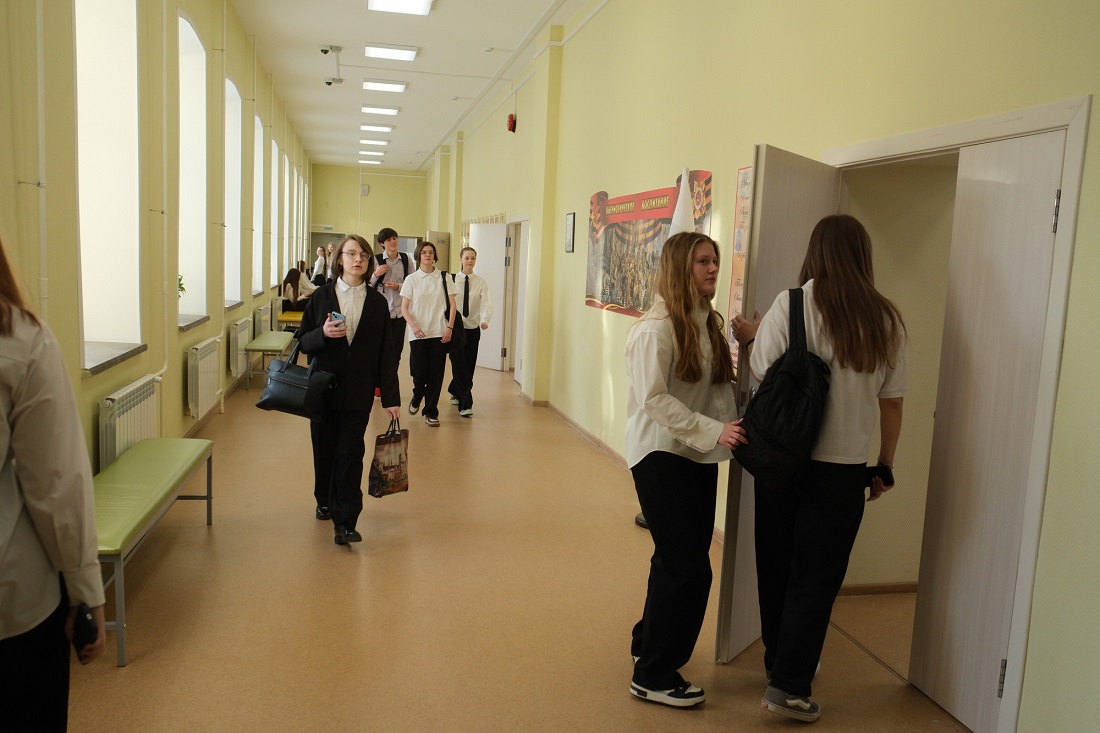 В лицее №12 на улице Серебренниковской