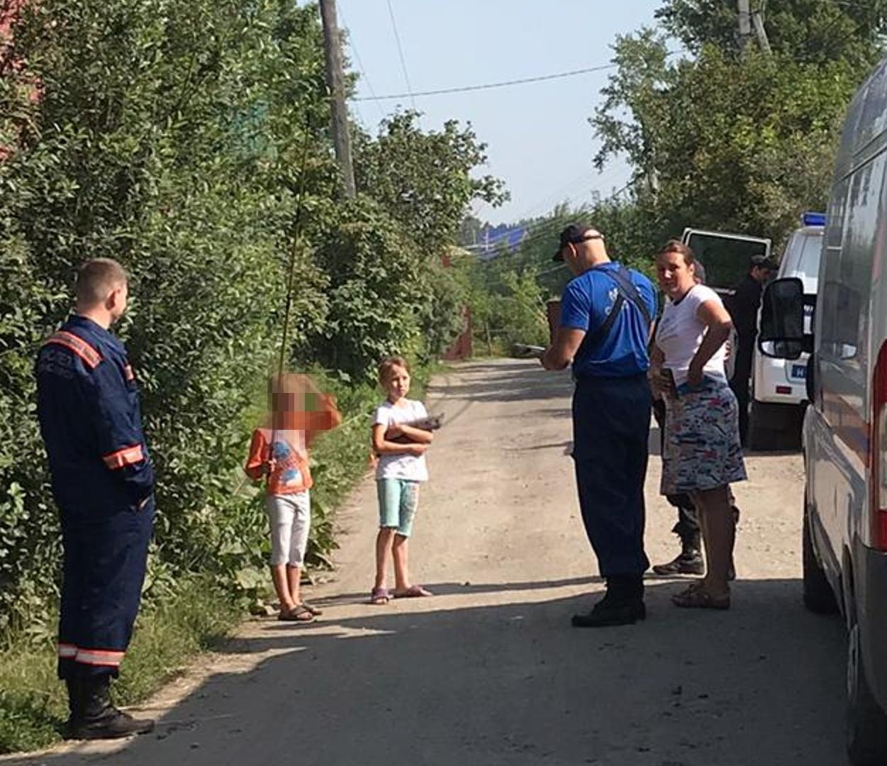 Шестилетний мальчик ушёл на рыбалку, пока спали родители