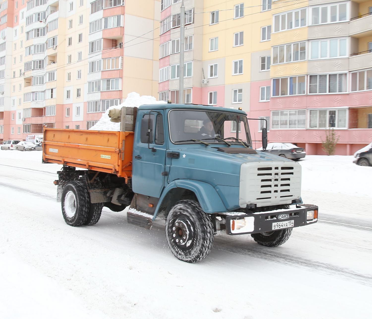 Где будут убирать снег 6 декабря в Новосибирске — список улиц