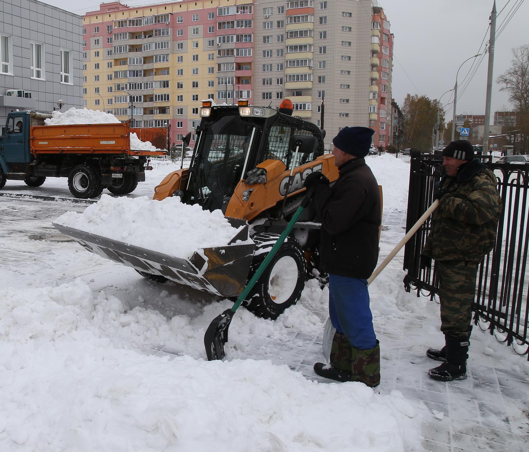 Где будут убирать снег с 23 по 27 февраля в Новосибирске — список улиц