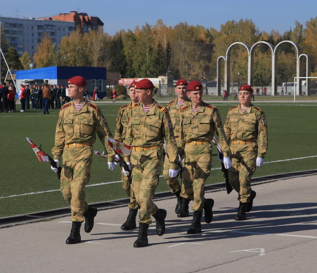 Колбасу и котлеты в армию с собой брать не нужно» — военкомы