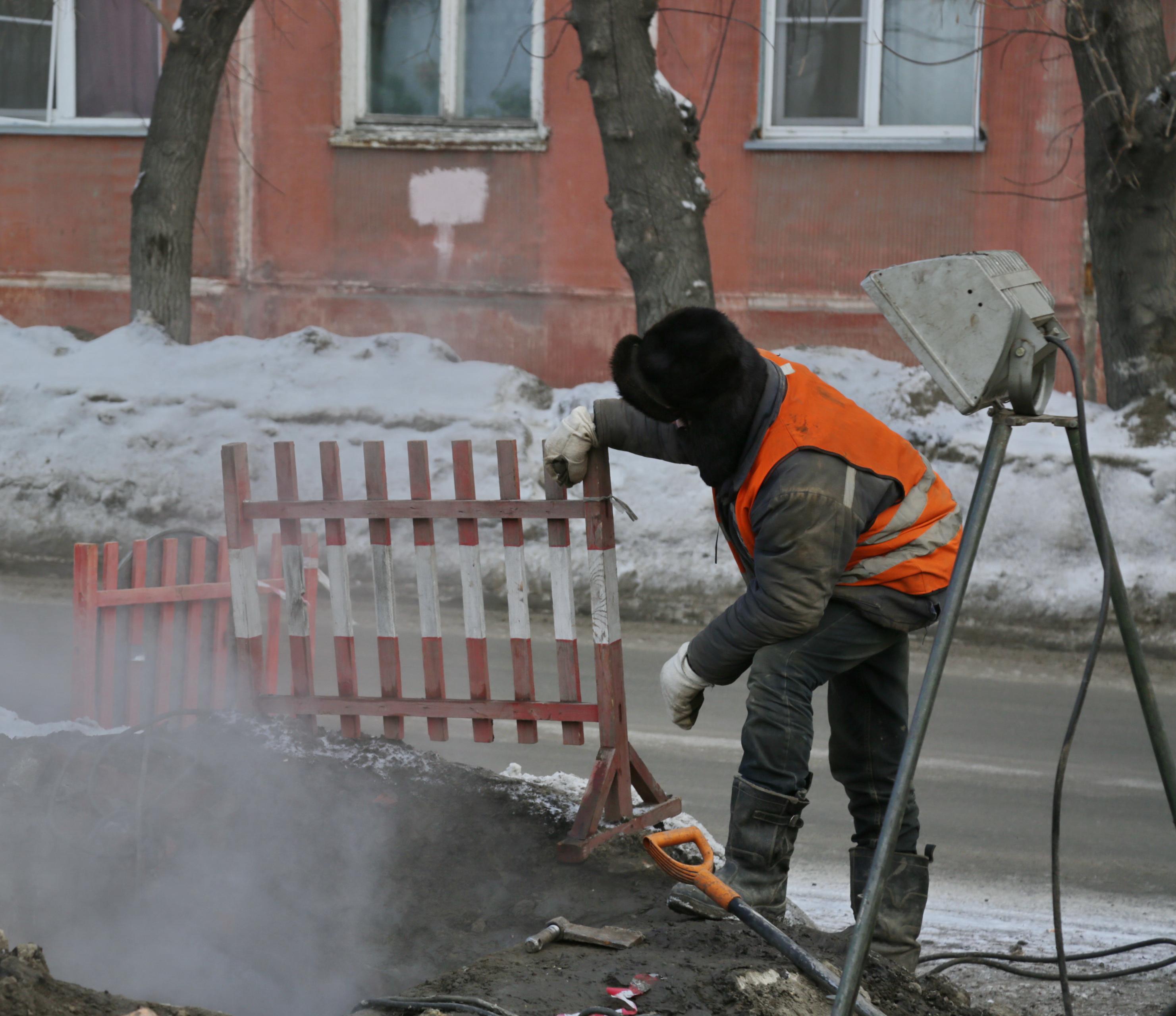 11 жилых домов остались без отопления из-за аварии на Серафимовича