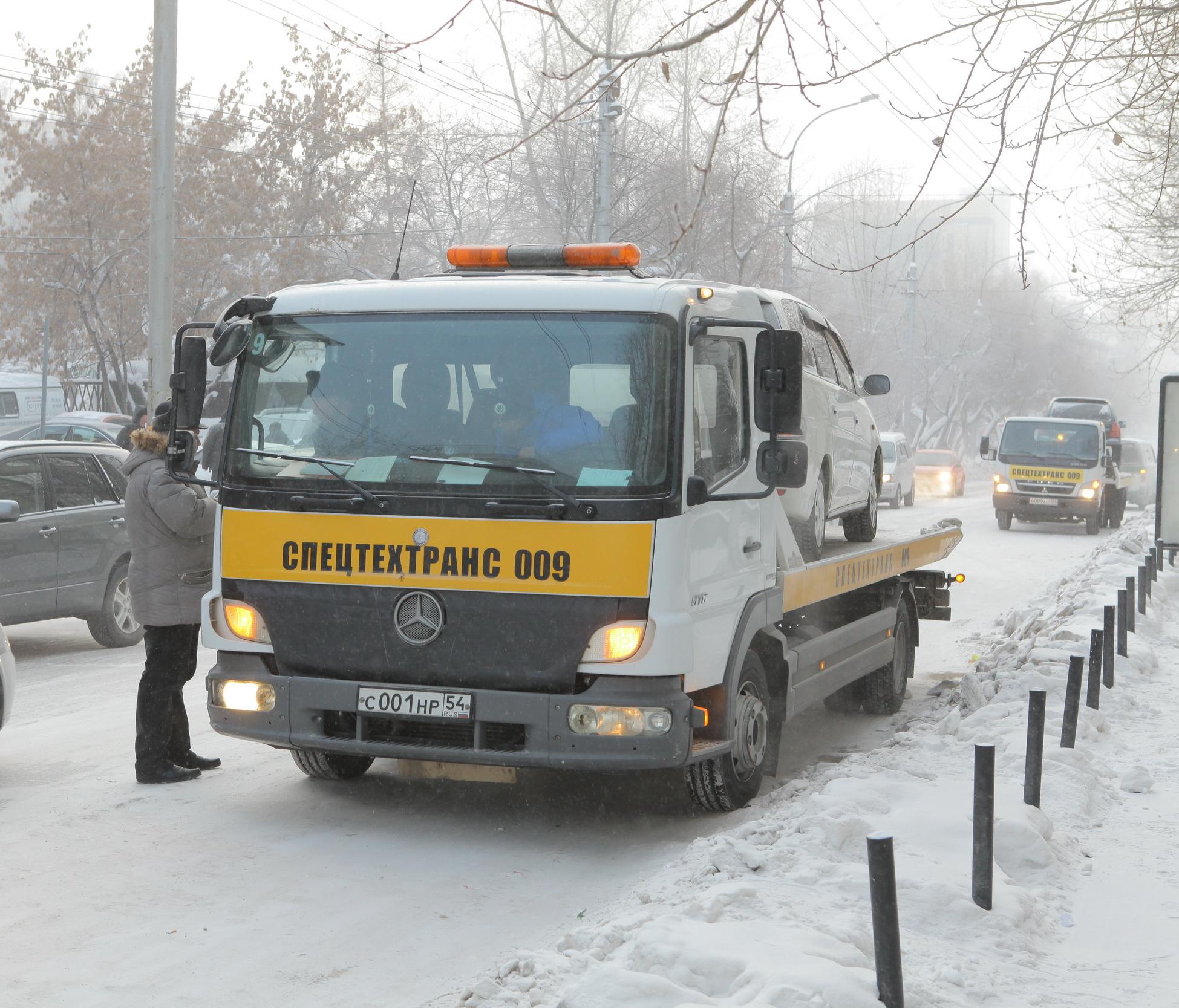 Ради уборки снега запретят парковку на Урицкого, Крылова и Кубовой