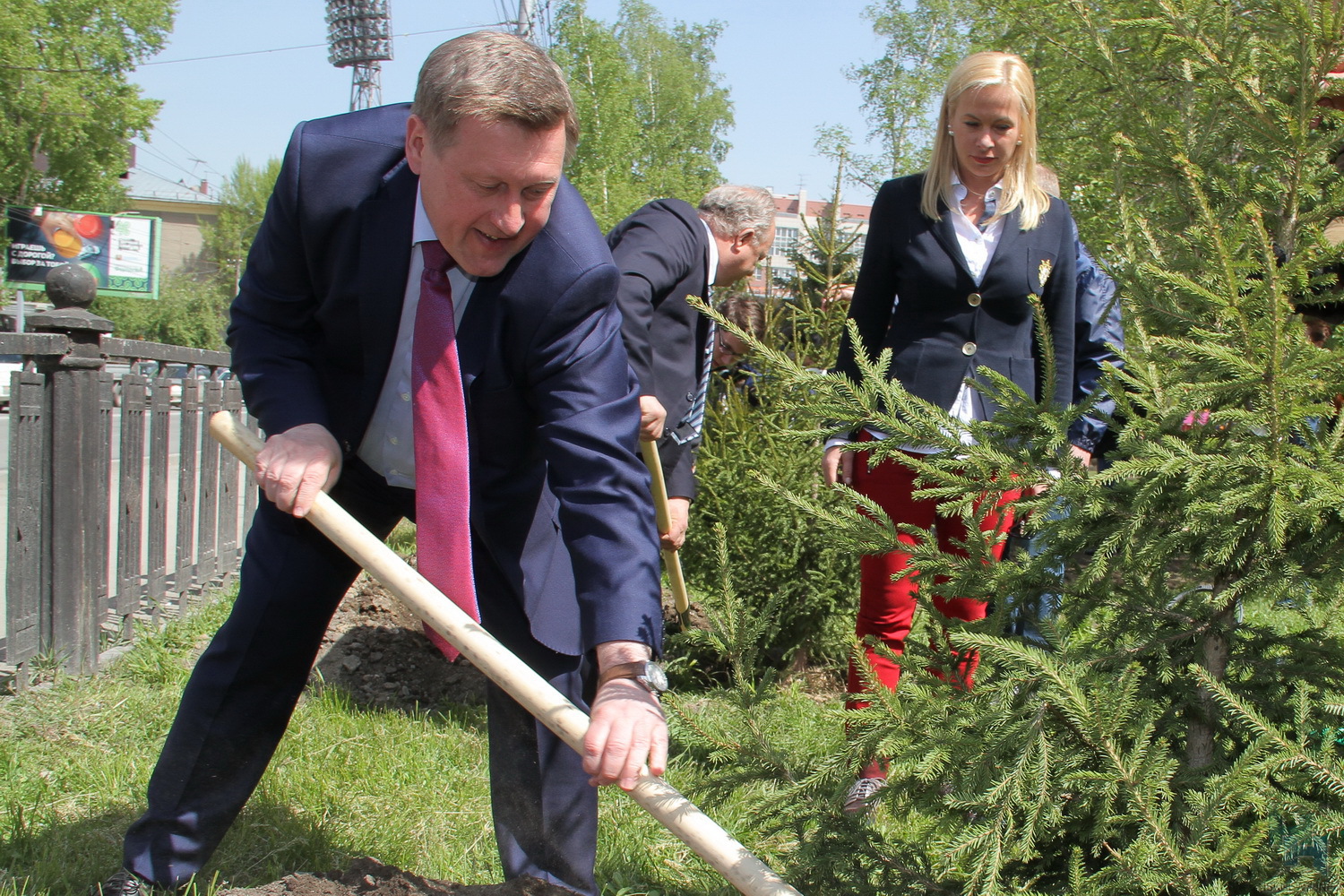 Работа в зеленом городе