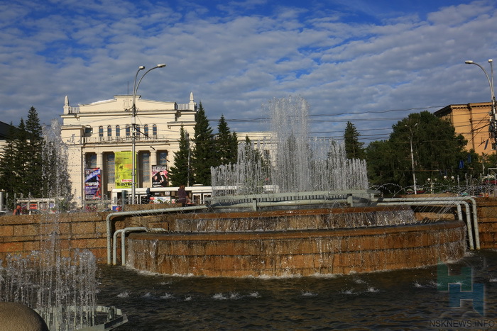 Первомайский сквер новосибирск фото Достопримечательности Новосибирска. Дому Ленина - 90 лет