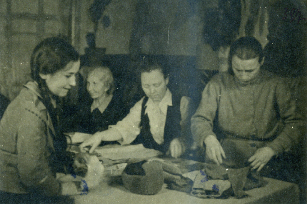 школьники.png