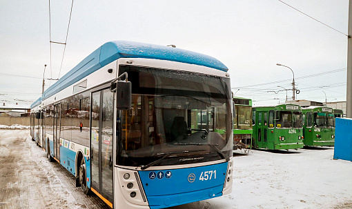 Мэр Кудрявцев сообщил о полном обновлении троллейбусов №2 в Новосибирске