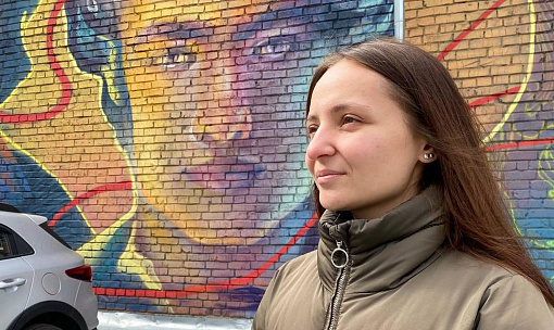 Обветшавшие и поблёкшие граффити реставрируют в Новосибирске