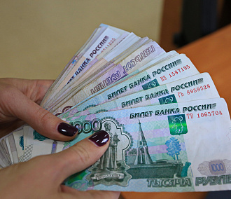 374 жителя с зарплатой в миллион насчитали в Новосибирской области
