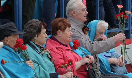 По 90 000 рублей получат ко Дню Победы ветераны из Новосибирска