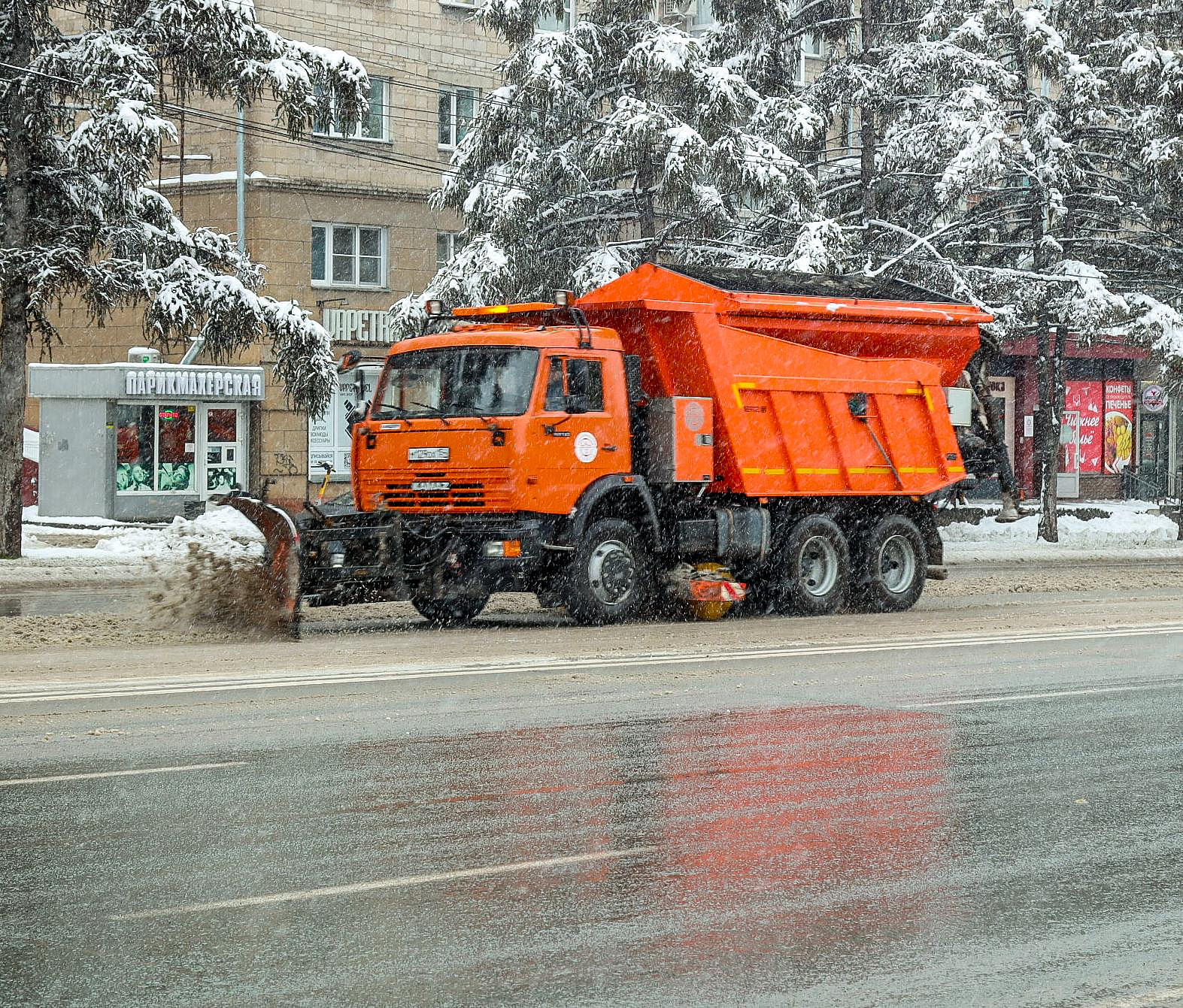 Борьбу с «кочкарником» развернули на дорогах Новосибирска