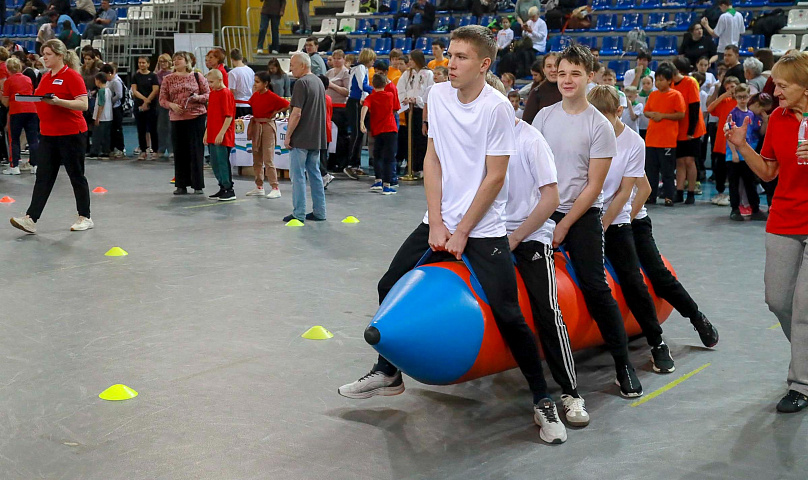 От гребли до дартса: спортивный фестиваль для инвалидов прошёл в «Заре»