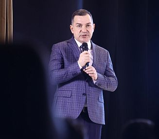 Мэр Кудрявцев рассказал новосибирцам о будущем площади Калинина