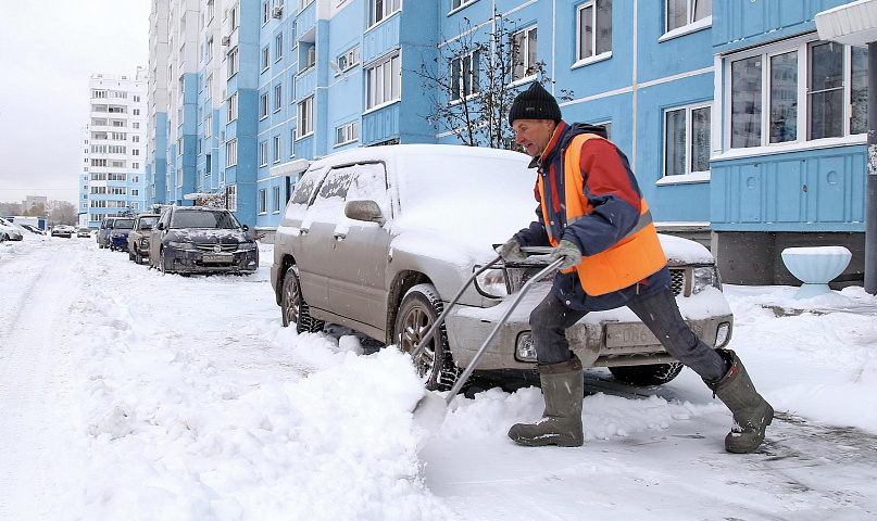 Где будут убирать снег 25 января в Новосибирске — список улиц