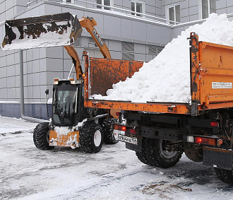 Где будут убирать снег 30 марта в Новосибирске — список улиц