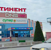 Первую новогоднюю ёлку установили в Новосибирске
