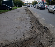 Разбитый тротуар на Немировича-Данченко отремонтируют к концу сентября