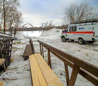 Четыре нелегальные купели засыпали снегом и льдом в Новосибирске