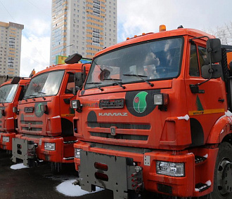 Семь новых машин для уборки улиц привезут в Новосибирск в декабре