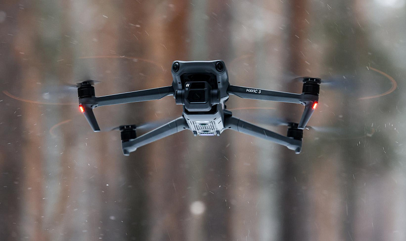 Антидроновые покрывала «Динозаврик» для СВО шьют новосибирские волонтёры