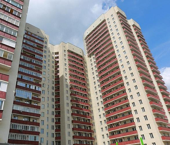 «Мы против того, чтобы втискивать высотки в застройку» — Евгений Улитко