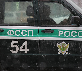 Банк оштрафовали за выбивание долгов с матери умершего новосибирца