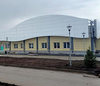 В инфекционной больнице под Новосибирском завершают монтаж оборудования
