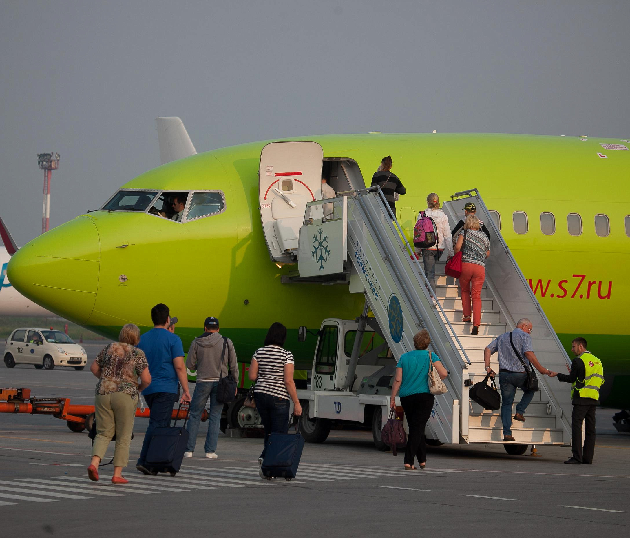 Пассажирке S7 не хватило места на борту самолёта из Новосибирска в Сочи