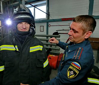 Стать пожарным и медсестрой на день разрешили детям под Новый год