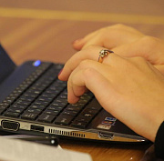 От мошенников приходится защищать семьи участников СВО в Новосибирске