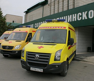 130 бригад скорой помощи круглосуточно выезжают на вызовы в Новосибирске